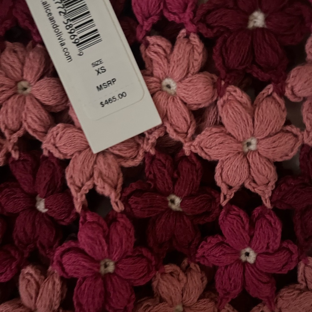 new with tags alice + olivia sleeveless sweater - Picture 2 of 5